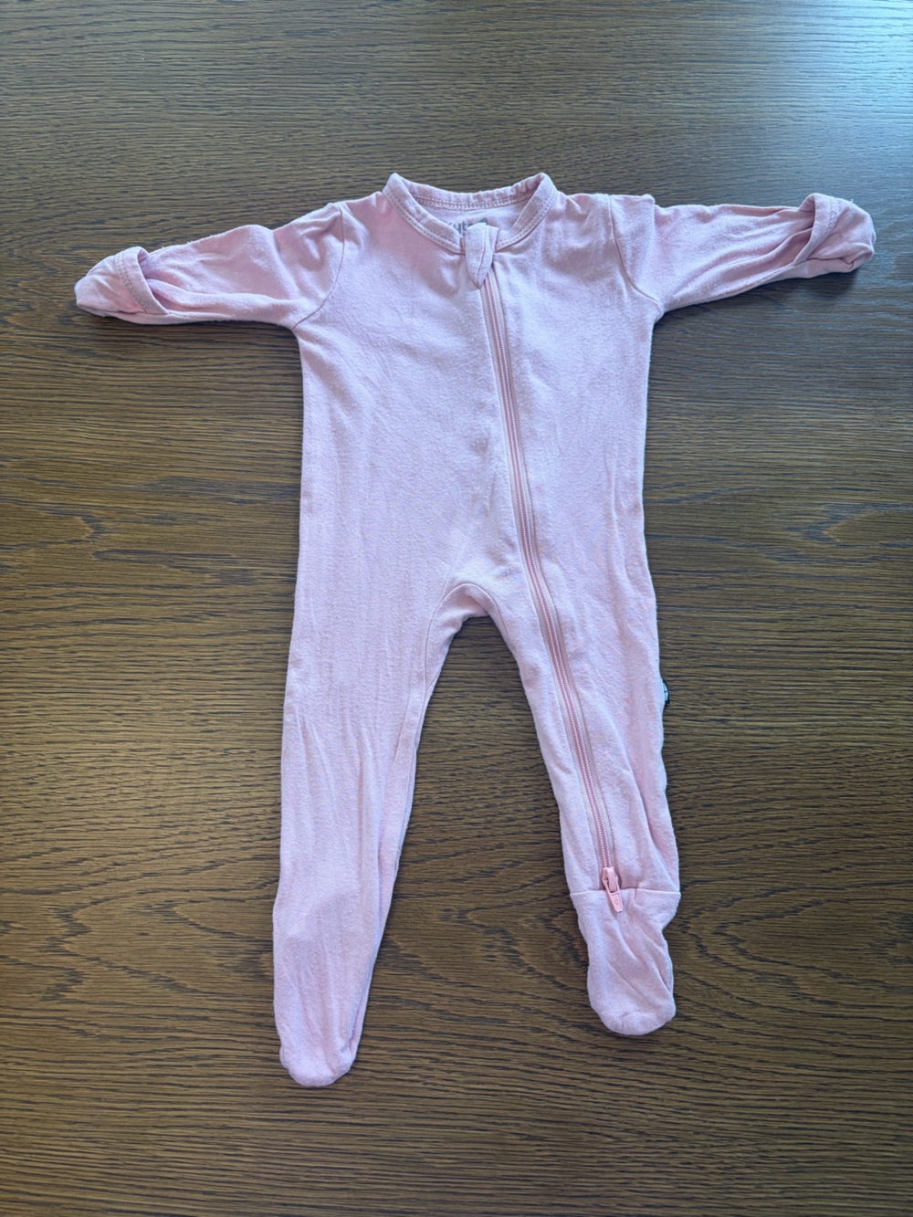 KYTE BABY Bamboo Soft Pink Zippered One-Piece Footie Pajama | size nb